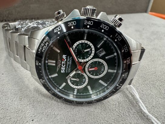 Armbåndsur SECTOR 230 43 MM CHRO GREEN DIAL BR SS