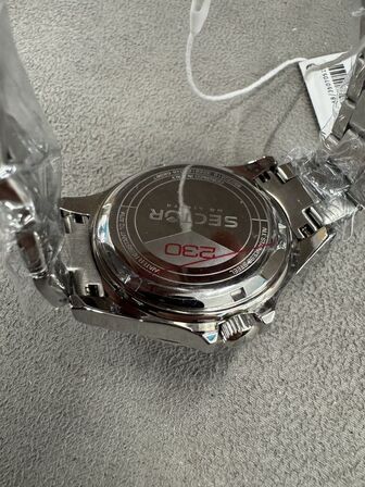 Armbåndsur SECTOR 230 39 MM 3H BLACK DIAL BR SS