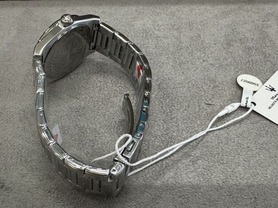 Armbåndsur  MASERATI VELOCITA 35 MM 3H BLUE DIAL SS BR