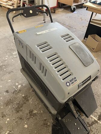 Nilfisk fejemaskine SW 700