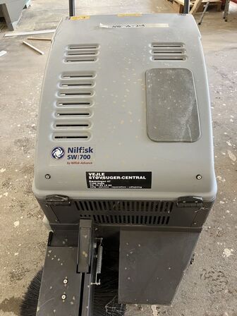 Nilfisk fejemaskine SW 700