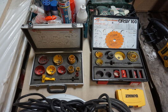 Blandet oprydning af værksted (MOMSFRI) 