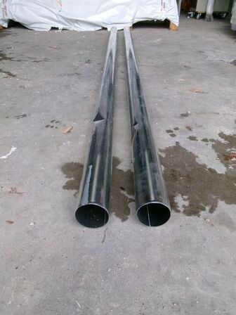 2 stk. nedløbsrør,  zink