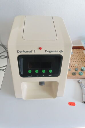 Diverse tandlægeudstyr