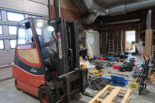 El-Gaffeltruck LINDE E30-02