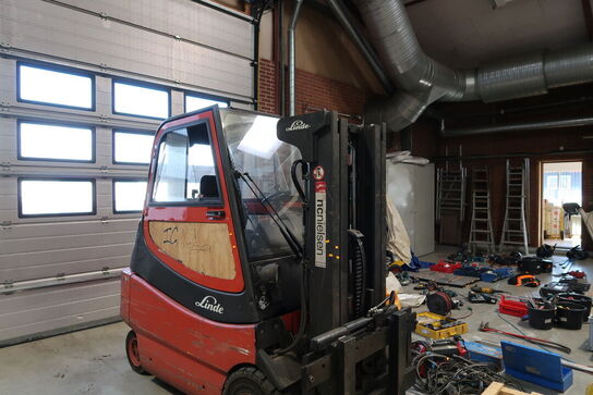 El-Gaffeltruck LINDE E30-02