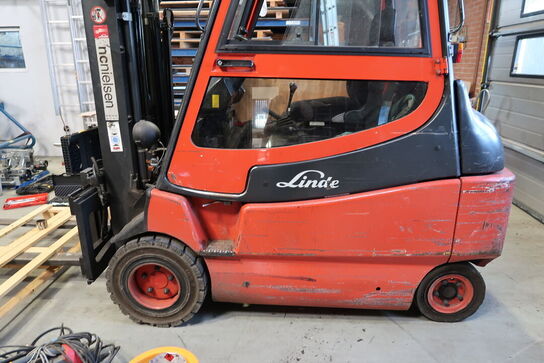 El-Gaffeltruck LINDE E30-02