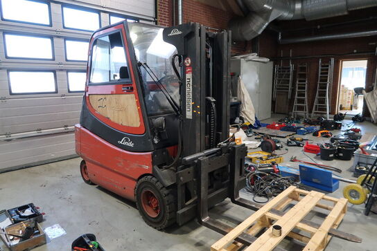 El-Gaffeltruck LINDE E30-02