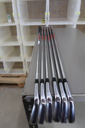 Golfjern sæt SRIXON 5,6,7,8,9,P - JERN