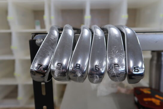 Golfjern sæt COBRA 5,6,7,8,9,P - JERN