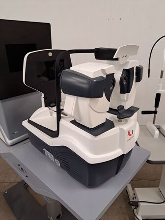 Eye Refractor, Lens Analyzer & Slit Lamp VISIONIX