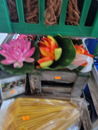 Vogn med diverse tilbehør