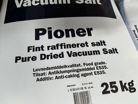 Vacuum salt