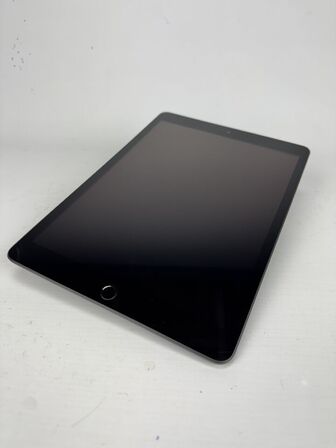 Apple iPad 9th Gen Wi-Fi 64 GB + Cellular