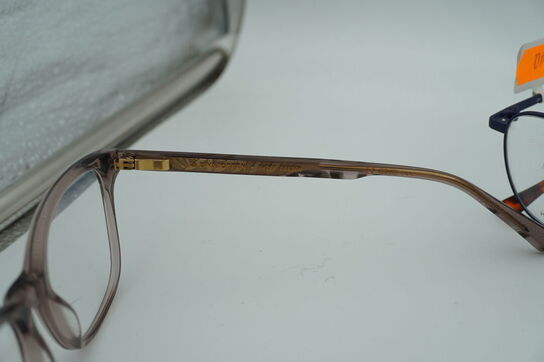 3 brillestel: 1 EINSTOFFEN og 2 DUTZ 