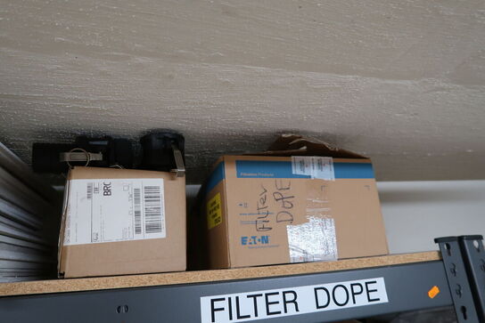 Div. Filtre CAMFIL, rødtape TESA, sleeve covers LIFEGUARD m.m.