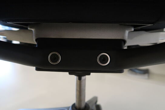 Kontorstol VITRA ID Mesh af Antonio Citterio