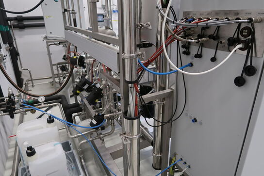 Fermentor med tank APPLIKON BIOTECHNOLOGY Bio reactor 270 L SS og styring APPLIKON TECHNOLOGY i-Control