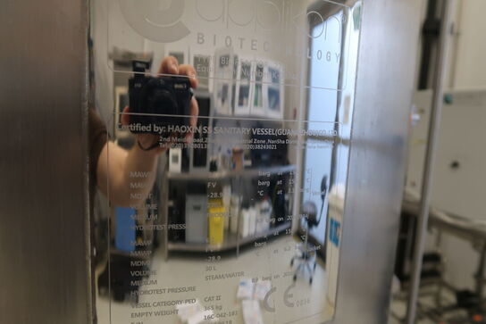 Fermentor med tank APPLIKON BIOTECHNOLOGY Bio reactor 270 L SS og styring APPLIKON TECHNOLOGY i-Control