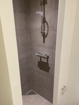 Færdigproduceret badekabine - Ready bathroom  2740x1720