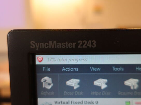 SAMSUNG 22" skærm SyncMaster 2243 (PC medfølger ikke)