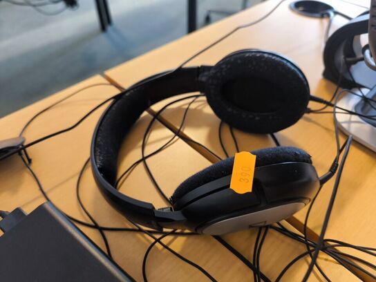 Skærm 22" m. tastatur HP L2206w (PC medfølger ikke)