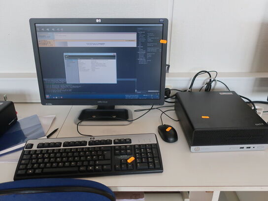 HP 22" skærm L2208w (PC medfølger ikke)