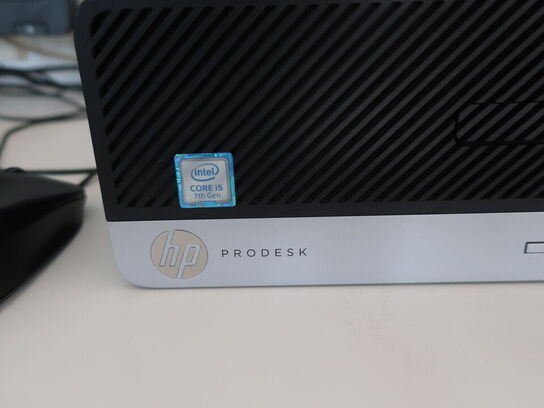 HP 22" skærm L2208w (PC medfølger ikke)