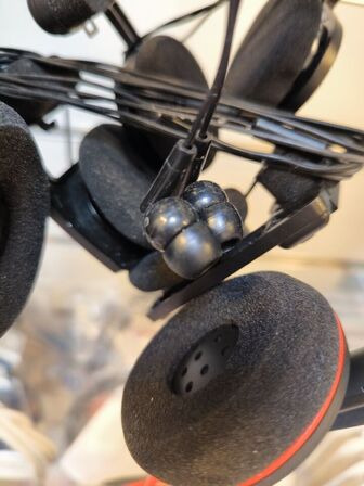 Div. headset/hovedtelefoner (se billeder)