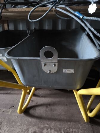 2 stk. trillebør uden indhold.  RAVENDO Model: BG 11094141470