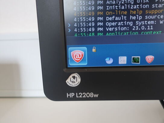 HP 22" skærm L2208w (PC medfølger ikke)