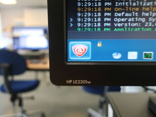 HP 22" skærm m. tastatur L2208w (PC medfølger ikke)