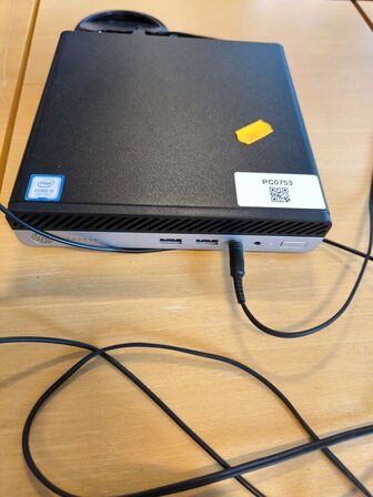 Skærm 22" m. tastatur HP L2206w (PC medfølger ikke)