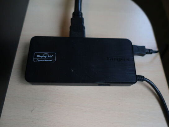 HP 22" skærm m. tastatur L2208w (PC medfølger ikke)