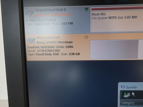 HP 22" skærm L2208w (PC medfølger ikke)