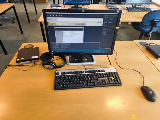 Skærm 22" m. tastatur HP L2206w (PC medfølger ikke)