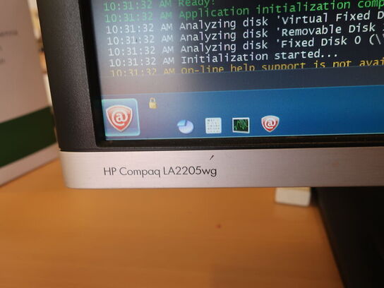 HP 22" skærm m. tastatur L2208w (PC medfølger ikke)