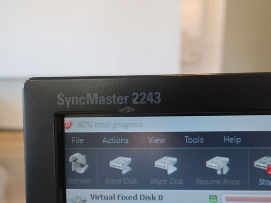 SAMSUNG 22" skærm SyncMaster 2243 (PC medfølger ikke)