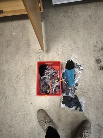 Blandet værktøj og handsker