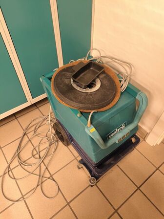 Gulvvaskemaskine TASKI LEVER SUTTER AG