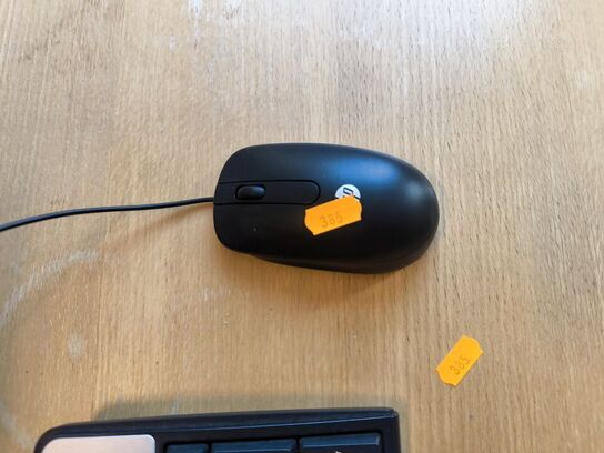 Skærm 22" m. tastatur HP L2206w (PC medfølger ikke)