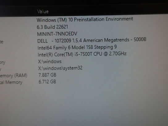 HP 22" skærm m. tastatur SynchMaster 2243 (PC medfølger ikke)