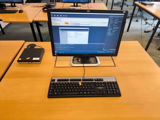 Skærm 22" m. tastatur HP L2206w (PC medfølger ikke)