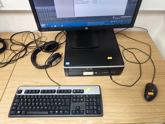 Skærm 22" m. tastatur HP L2206w (PC medfølger ikke)