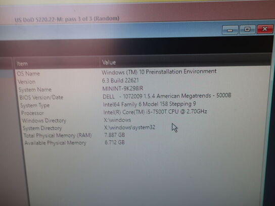 HP 22" skærm m. tastatur SynchMaster 2243 (PC medfølger ikke)