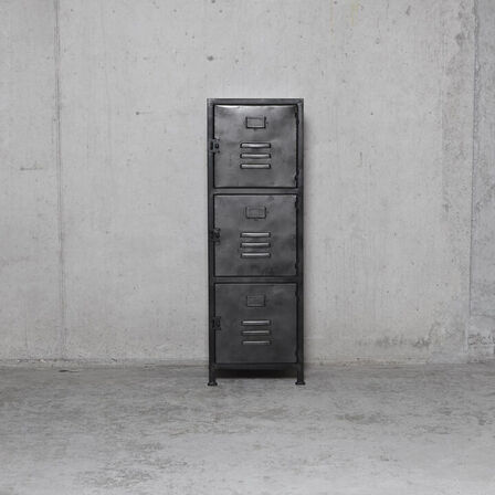 Nyt LOCKER skab 3 rums