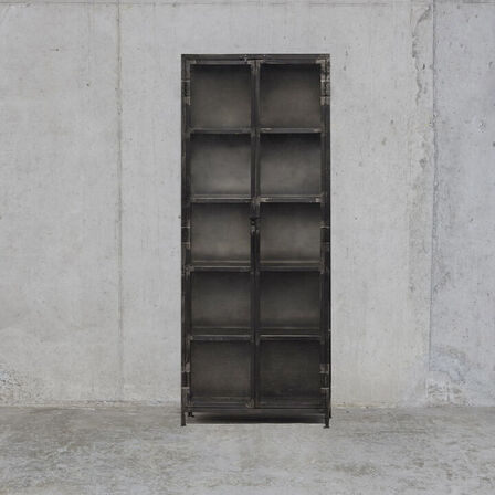 Nyt Vitrineskab RAW oxideret jern