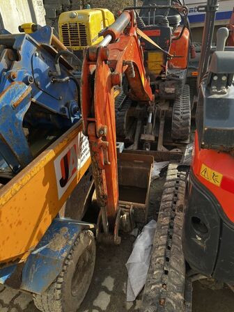 Minigraver KUBOTA K008-3 (Defekt)