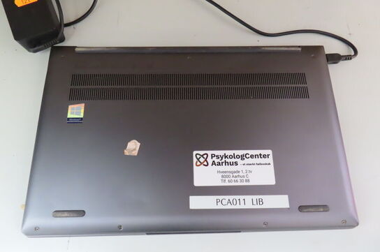 Bærbar computer LENOVO Yoga Slim 7