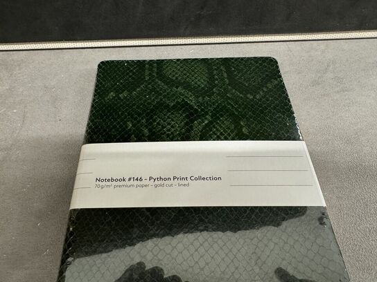 4 stk.  Notebook MONTBLANC PYTHON PRINT, PEACOOK
